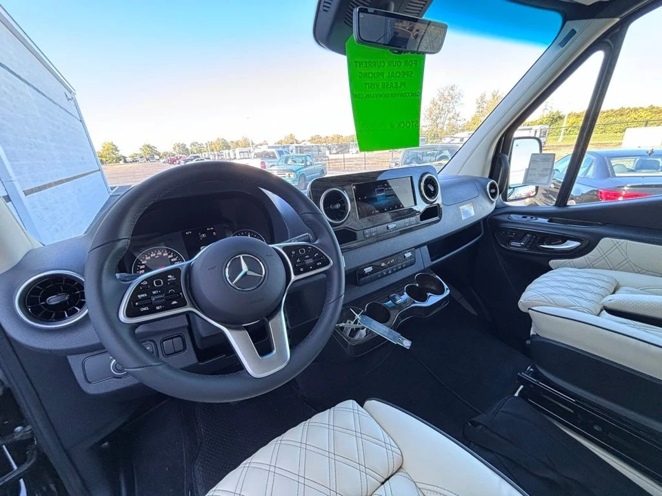 2026 Mercedes-Benz VS30 Sprinter - Image 19 of 21