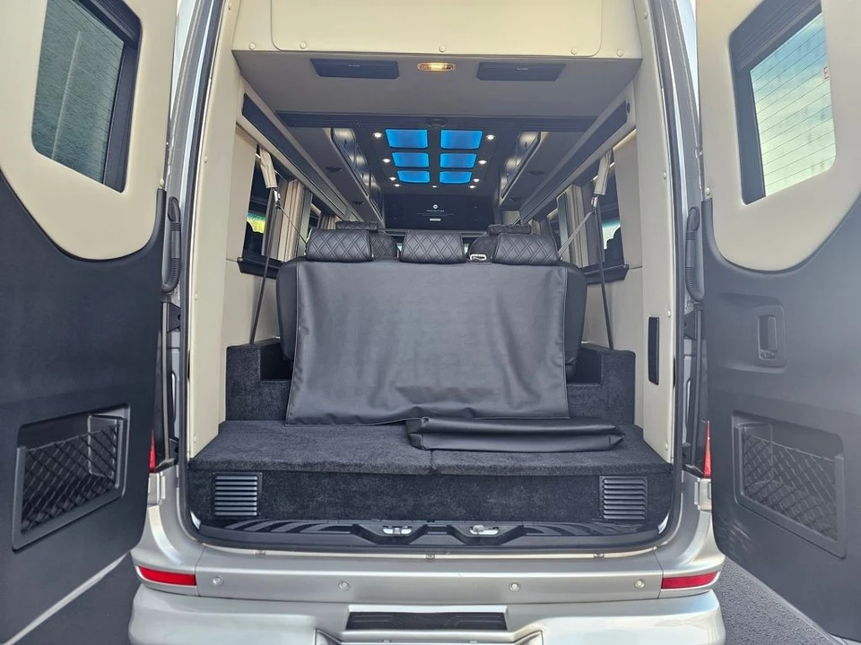 2026 Mercedes-Benz VS30 Sprinter - Image 12 of 21