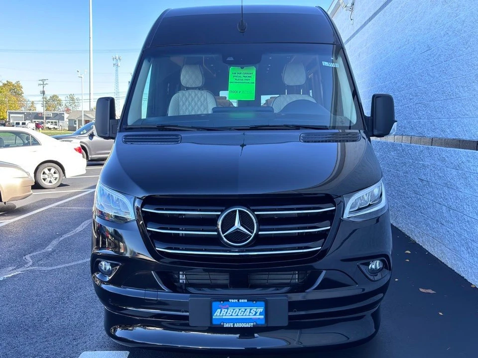 2026 Mercedes-Benz VS30 Sprinter - Image 7 of 21