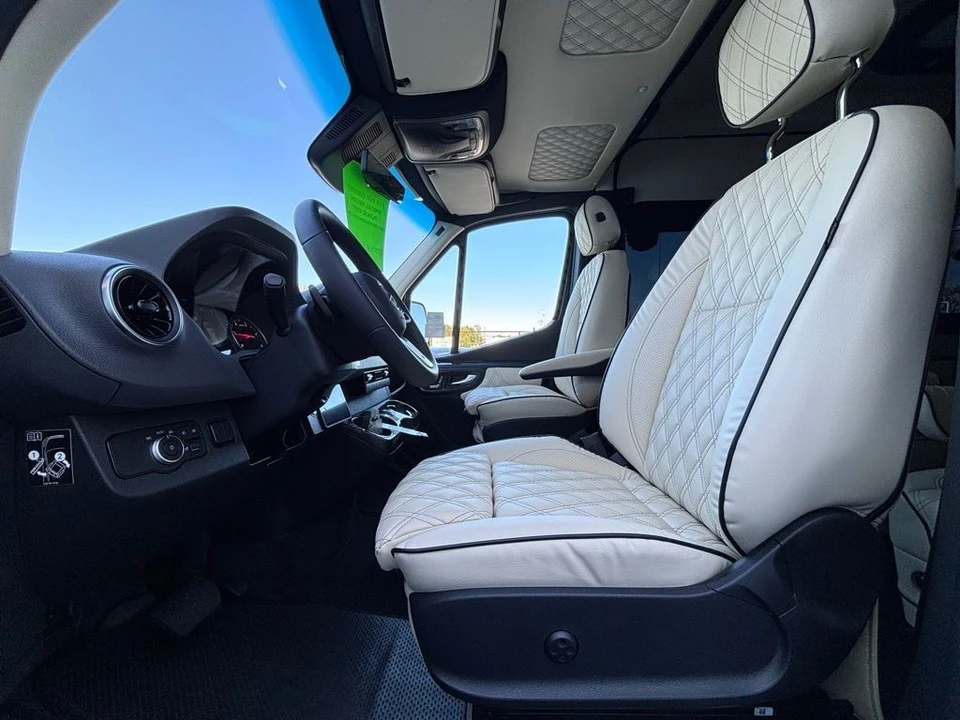 2026 Mercedes-Benz VS30 Sprinter - Image 18 of 21