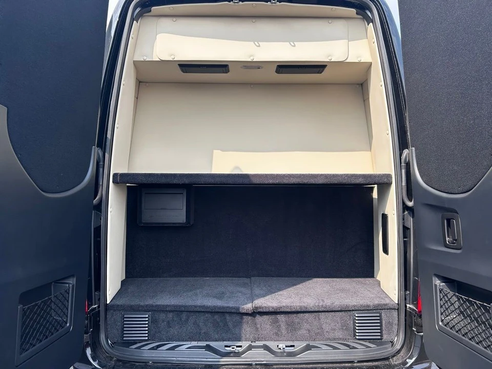 2026 Mercedes-Benz VS30 Sprinter - Image 9 of 21