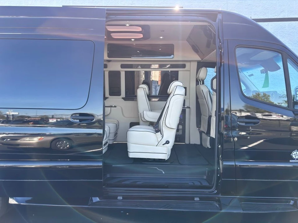 2026 Mercedes-Benz VS30 Sprinter - Image 9 of 21