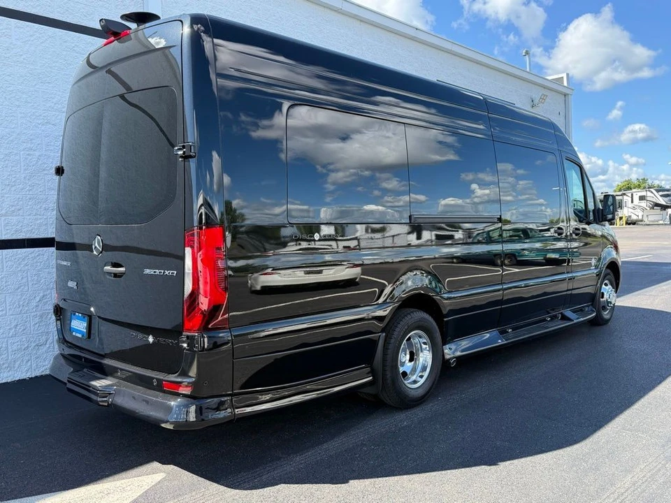2026 Mercedes-Benz VS30 Sprinter - Image 7 of 12