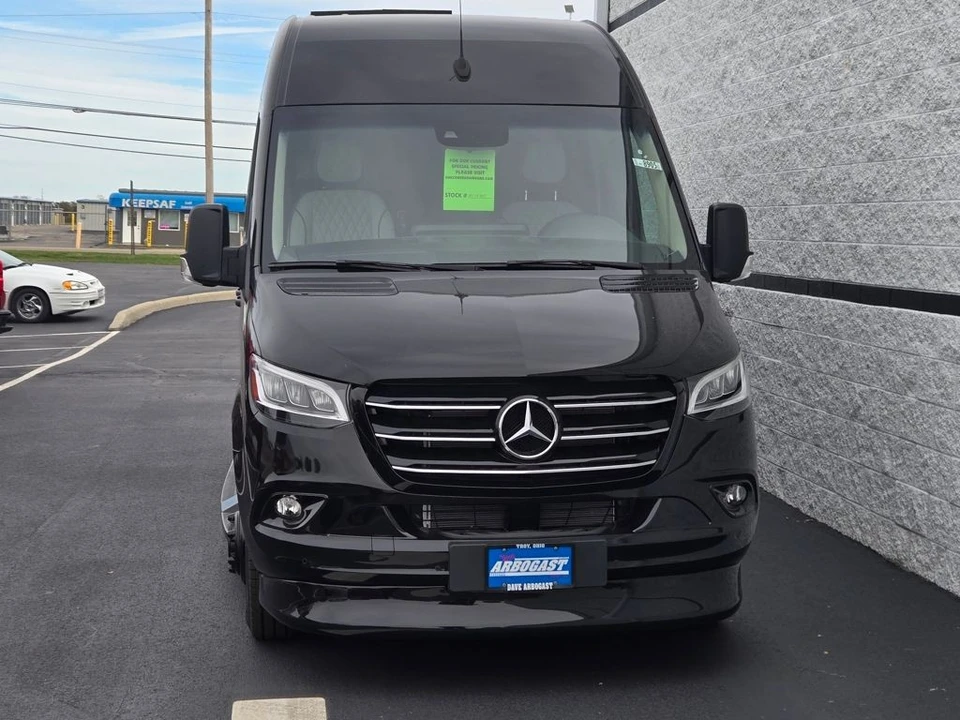 2026 Mercedes-Benz VS30 Sprinter - Image 7 of 21
