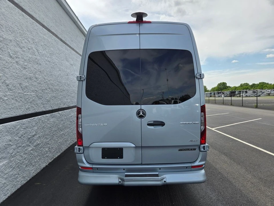 2026 Mercedes-Benz VS30 Sprinter - Image 5 of 21