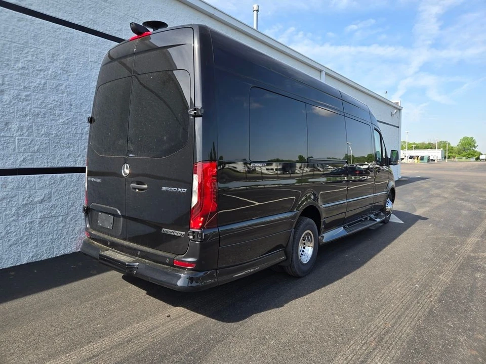 2026 Mercedes-Benz VS30 Sprinter - Image 4 of 21