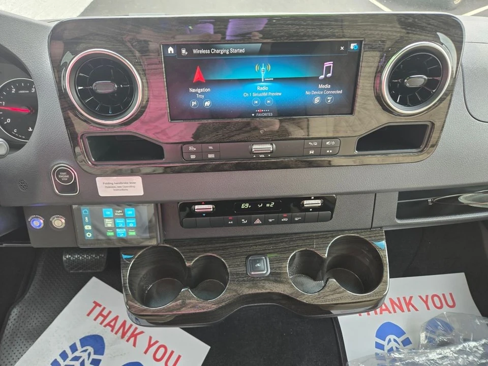 2026 Mercedes-Benz VS30 Sprinter - Image 18 of 21