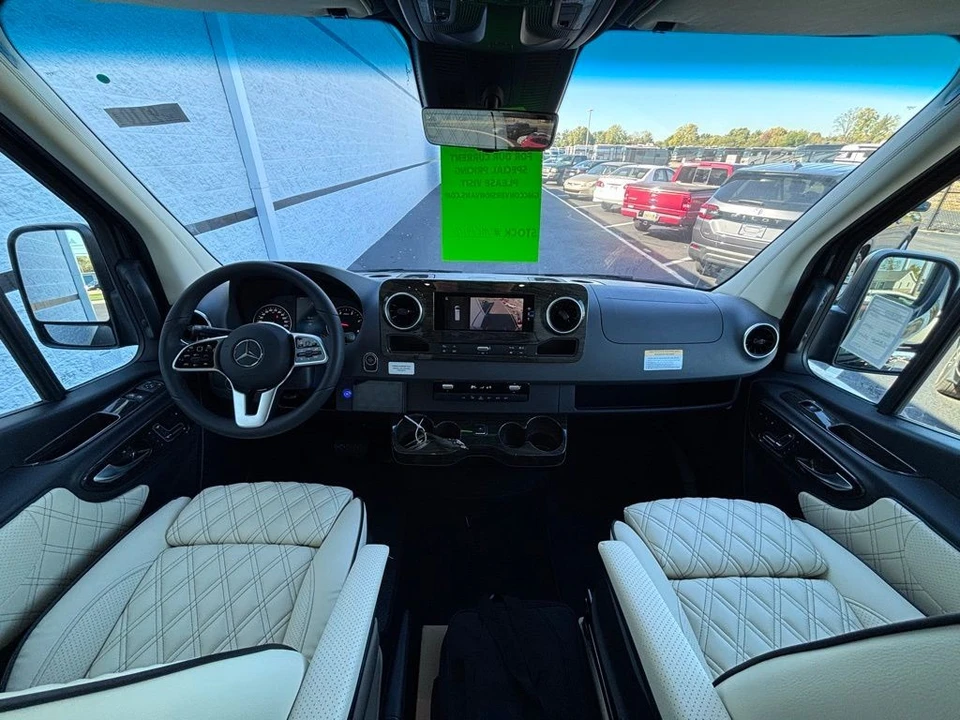 2026 Mercedes-Benz VS30 Sprinter - Image 5 of 21