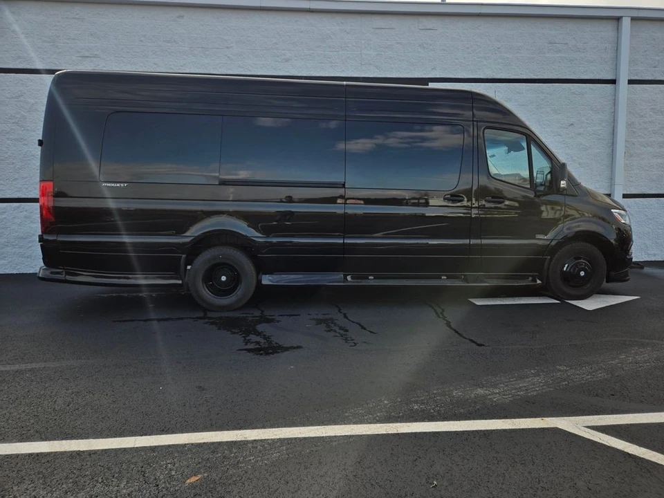 2026 Mercedes-Benz VS30 Sprinter - Image 12 of 21