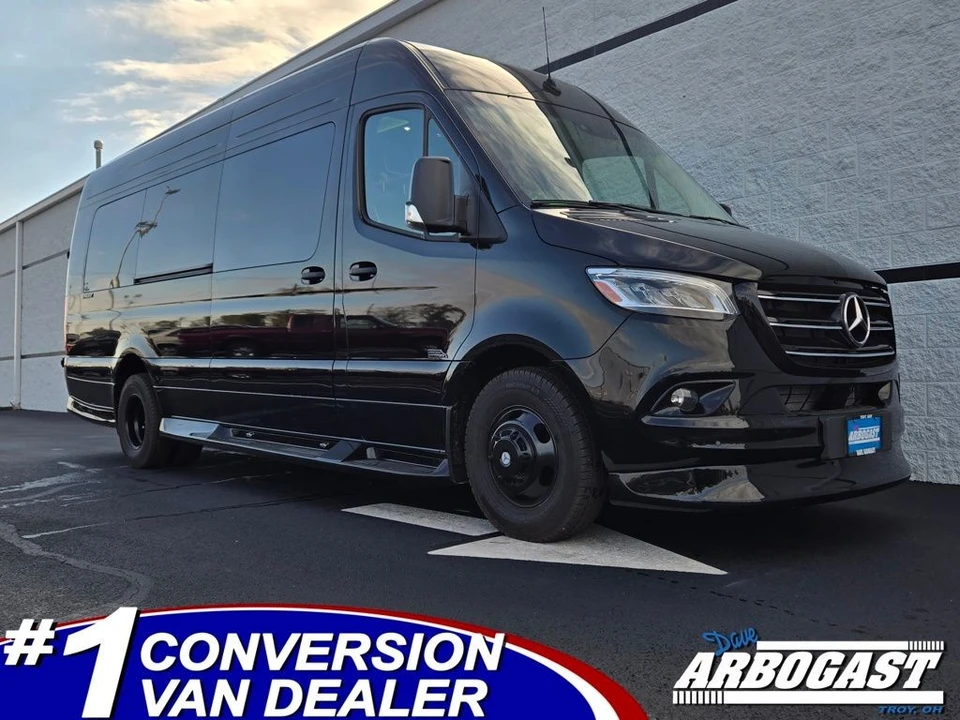 2026 Mercedes-Benz VS30 Sprinter - Image 2 of 21