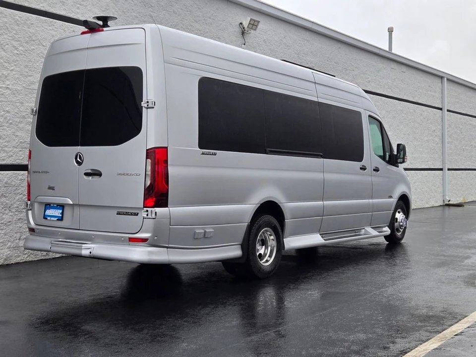 2026 Mercedes-Benz VS30 Sprinter - Image 8 of 21