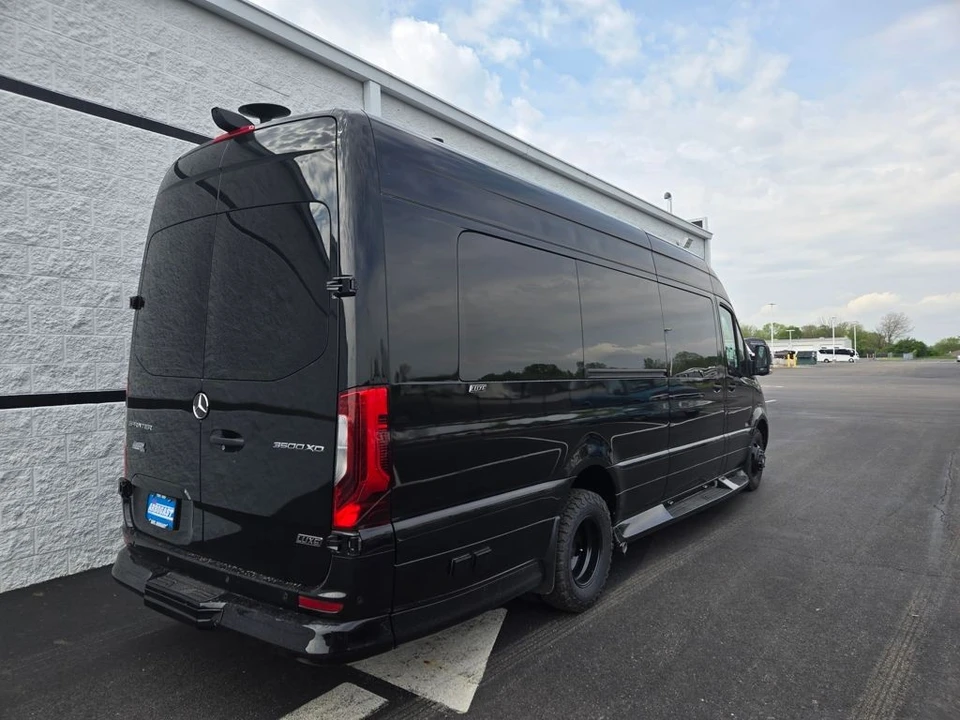 2026 Mercedes-Benz VS30 Sprinter - Image 9 of 21