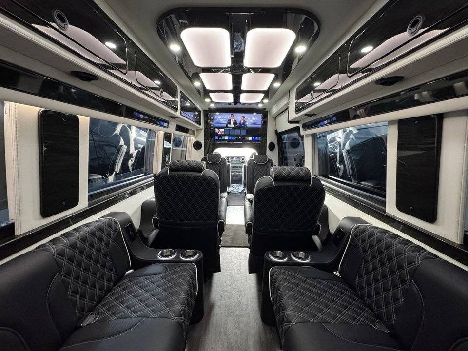 2026 Mercedes-Benz VS30 Sprinter - Image 5 of 21