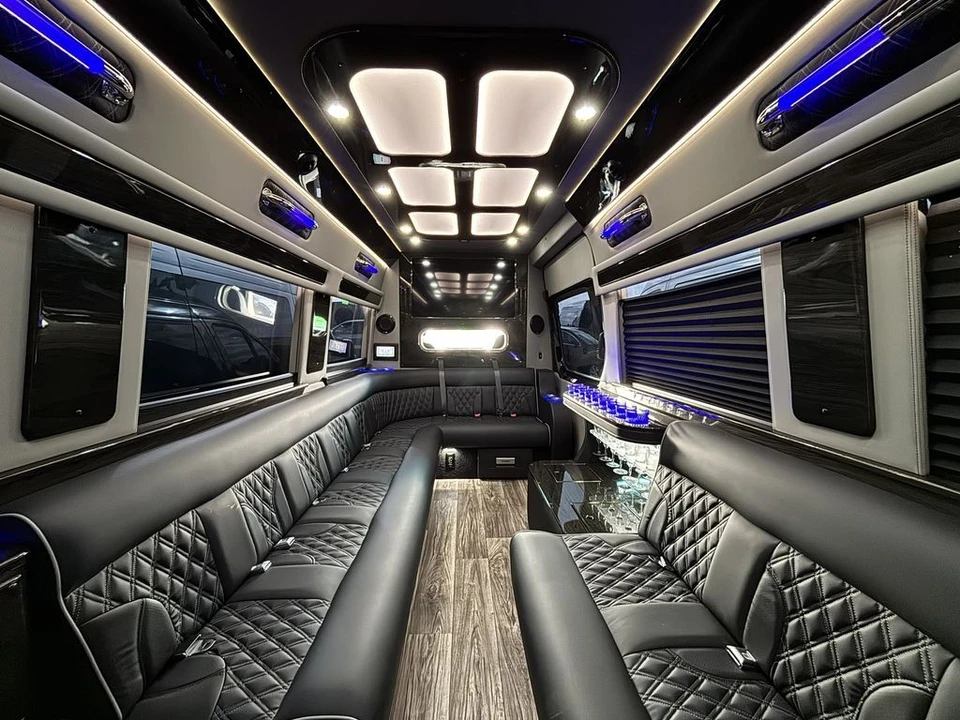 2026 Mercedes-Benz VS30 Sprinter - Image 5 of 21