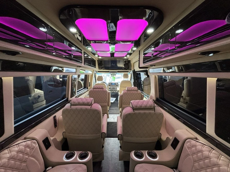 2026 Mercedes-Benz VS30 Sprinter - Image 5 of 21