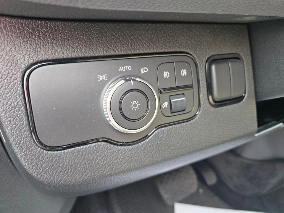 2026 Mercedes-Benz VS30 Sprinter - Image 19 of 21