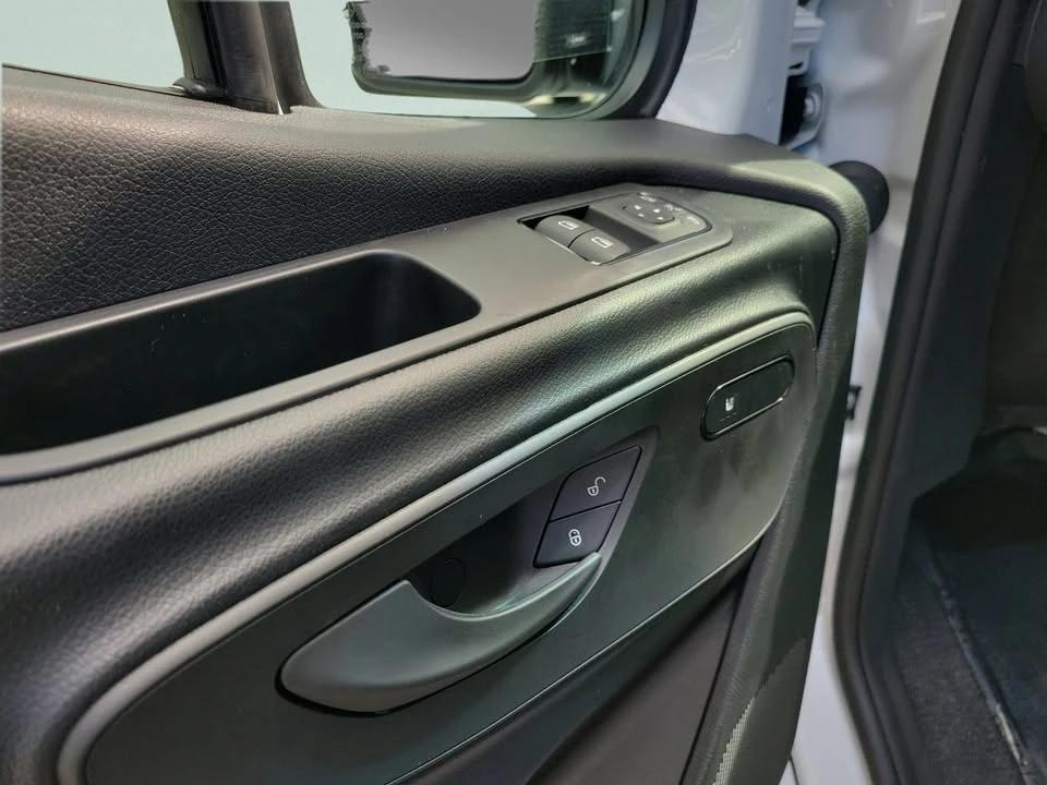2026 Mercedes-Benz VS30 Sprinter - Image 13 of 17