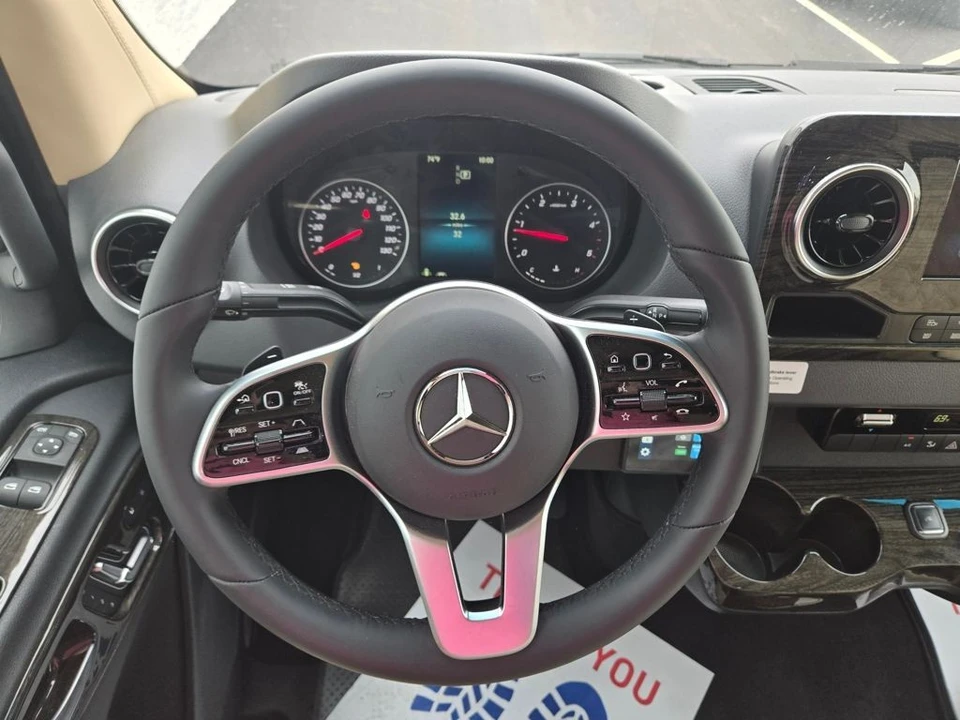 2026 Mercedes-Benz VS30 Sprinter - Image 16 of 21