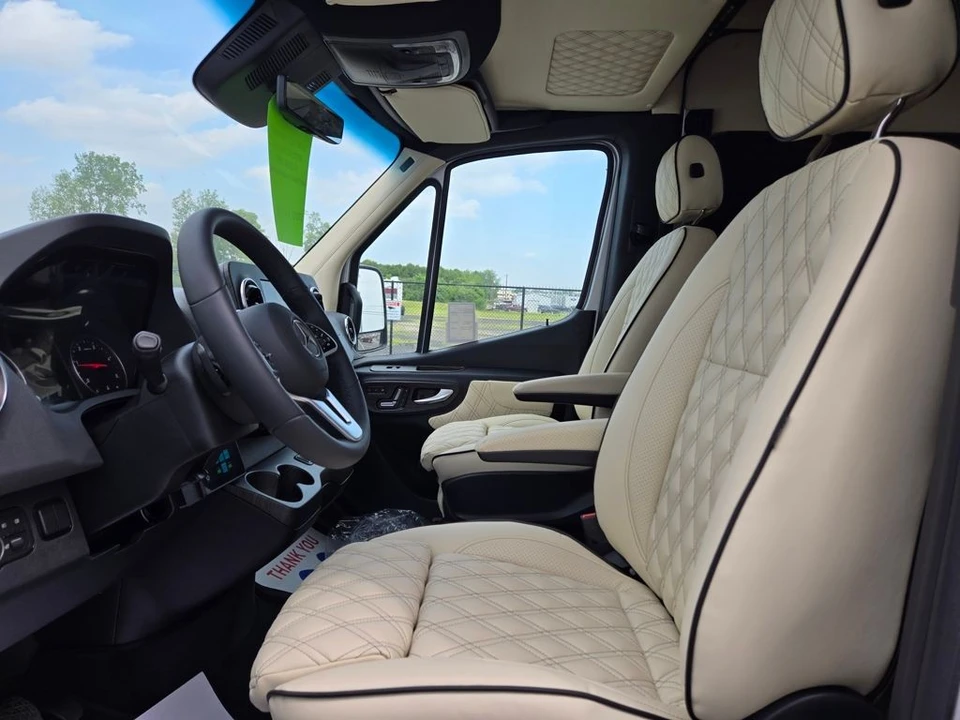 2026 Mercedes-Benz VS30 Sprinter - Image 13 of 21