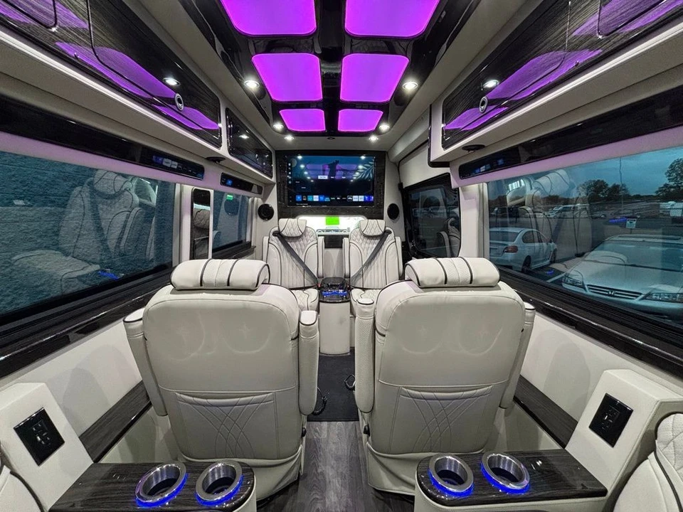 2026 Mercedes-Benz VS30 Sprinter - Image 4 of 21