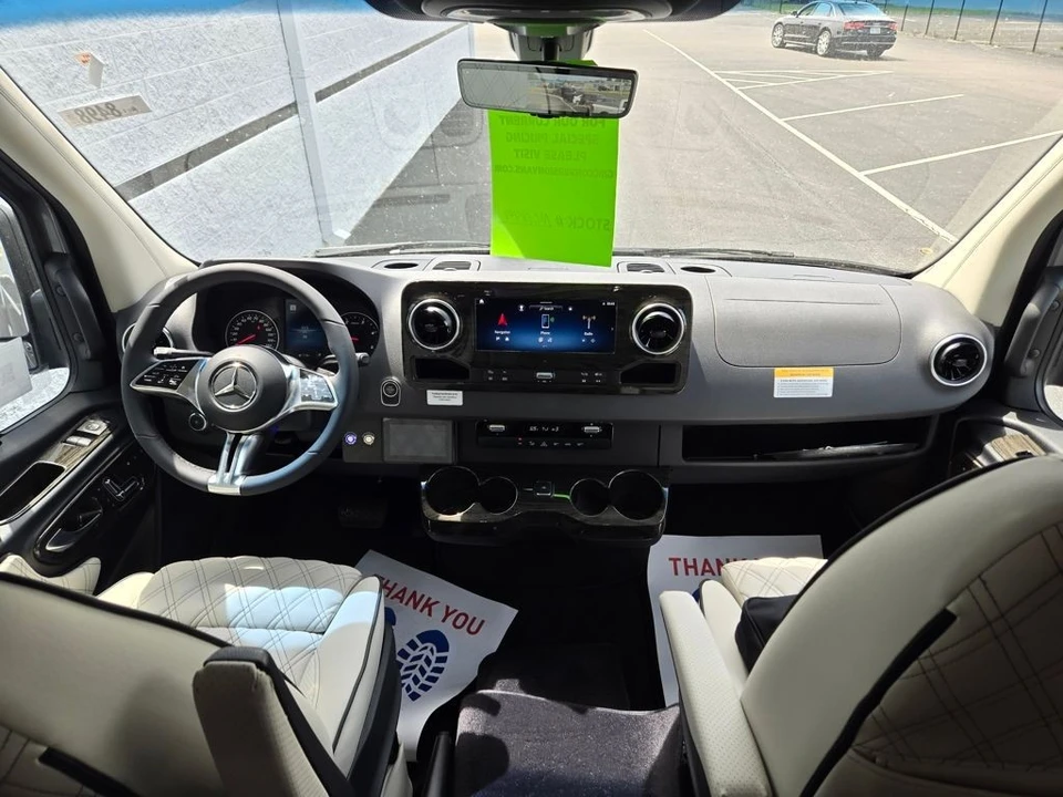 2026 Mercedes-Benz VS30 Sprinter - Image 2 of 21