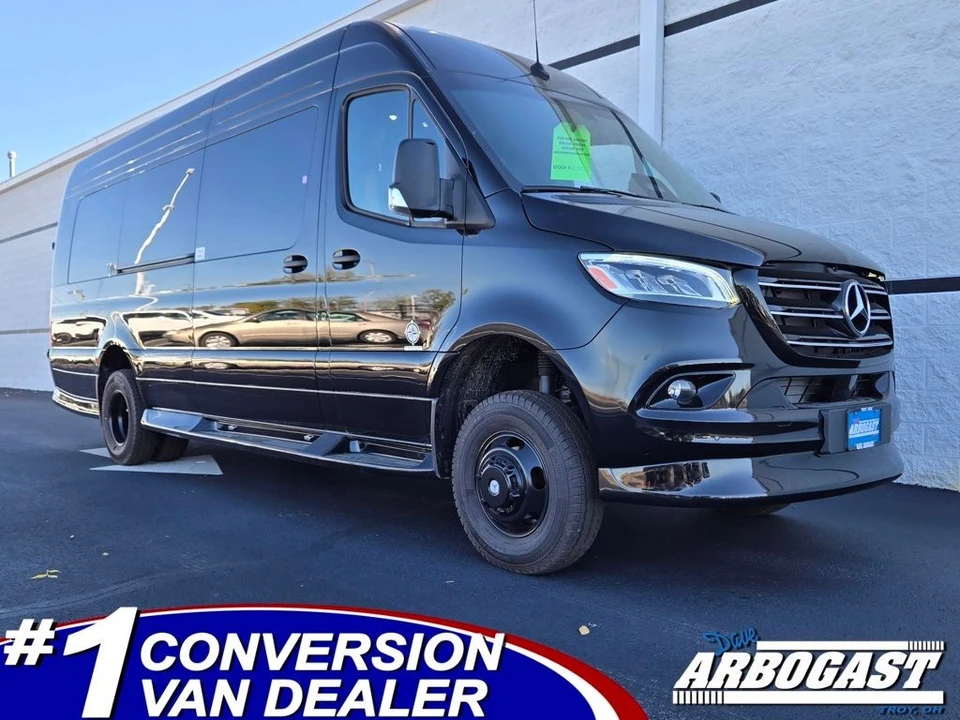 2026 Mercedes-Benz VS30 Sprinter - Image 2 of 21