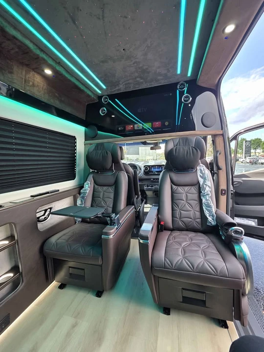 2026 Mercedes-Benz VS30 Sprinter - Image 8 of 13