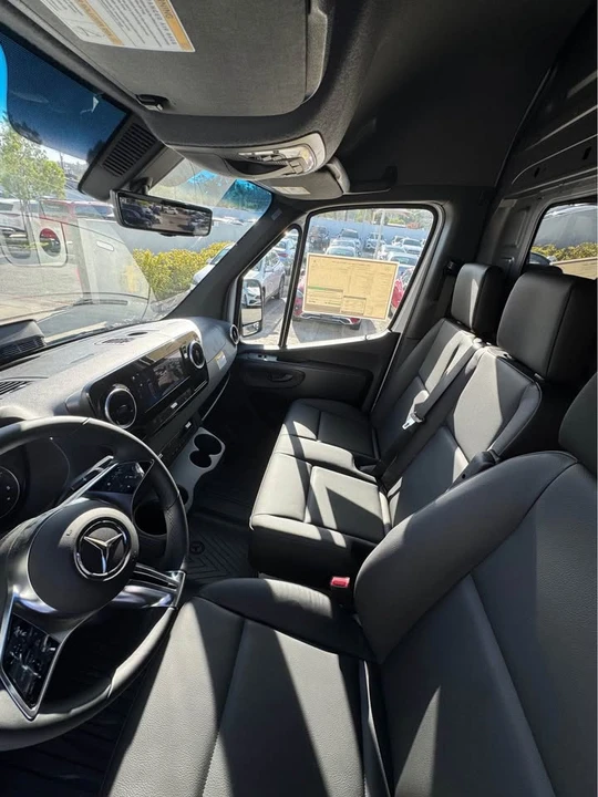 2026 Mercedes-Benz VS30 Sprinter - Image 5 of 8