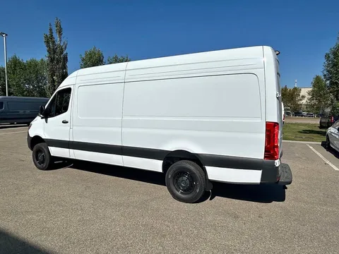2026 Mercedes-Benz Sprinter AWD Cargo 170