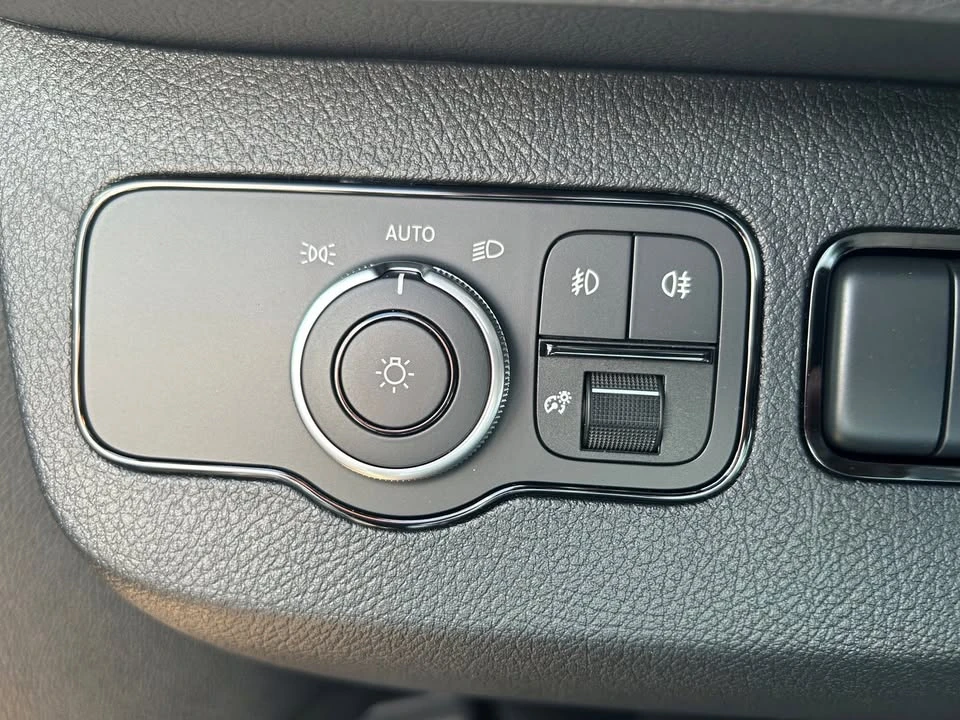 2026 Mercedes-Benz VS30 Sprinter - Image 18 of 18
