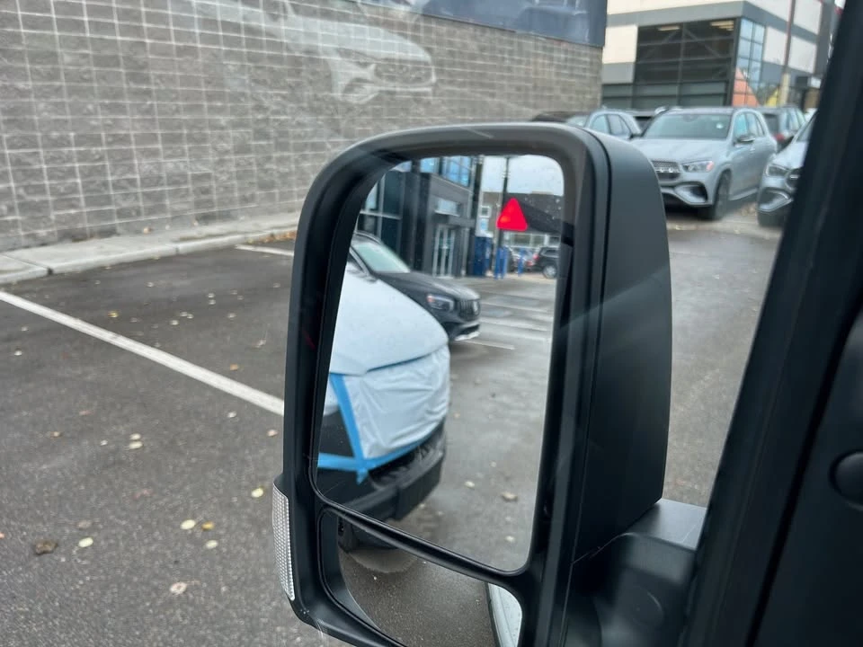 2026 Mercedes-Benz VS30 Sprinter - Image 7 of 18