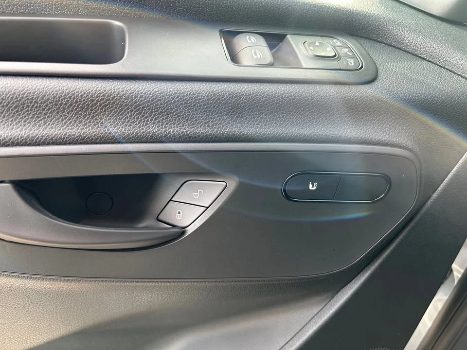 2026 Mercedes-Benz VS30 Sprinter - Image 8 of 14