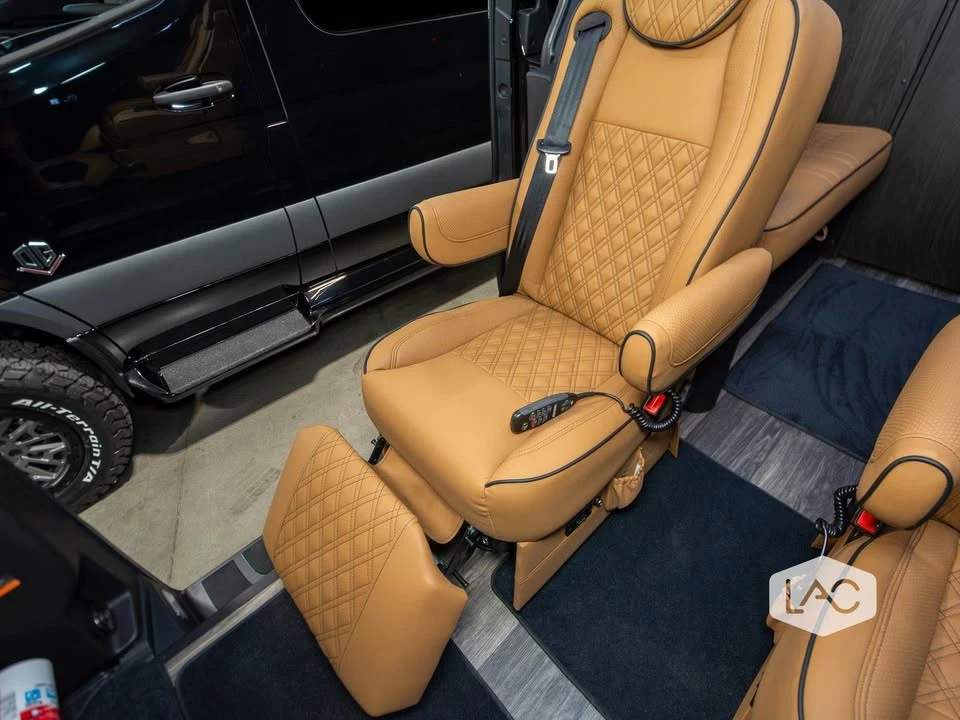 2026 Mercedes-Benz VS30 Sprinter - Image 11 of 20