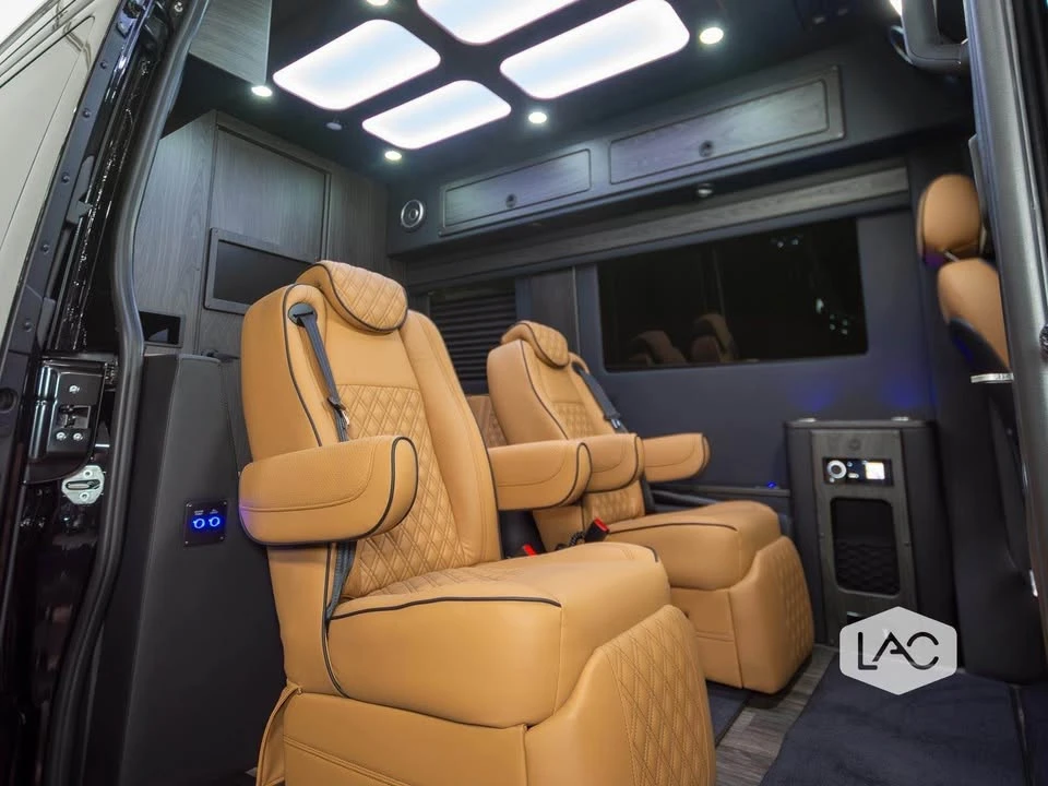 2026 Mercedes-Benz VS30 Sprinter - Image 13 of 20