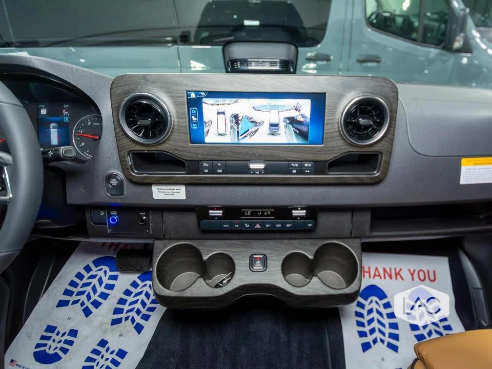 2026 Mercedes-Benz VS30 Sprinter - Image 5 of 20
