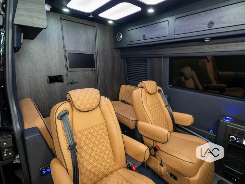 2026 Mercedes-Benz VS30 Sprinter - Image 2 of 20