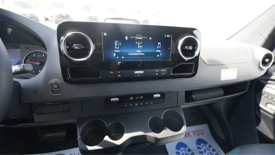 2026 Mercedes-Benz VS30 Sprinter - Image 2 of 10