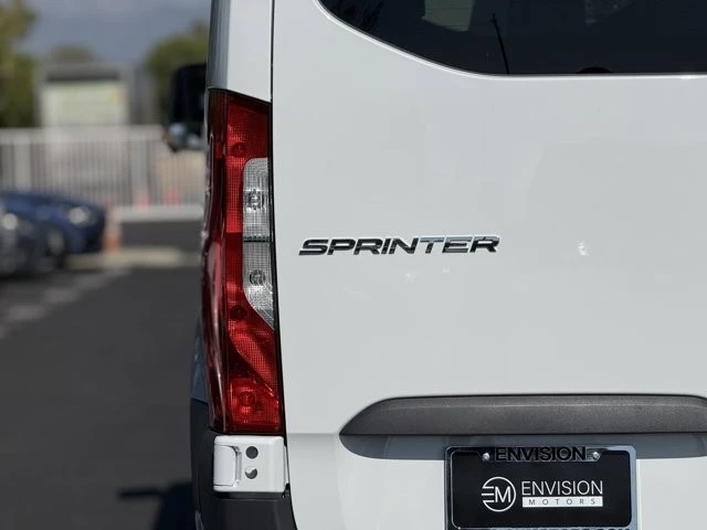 2026 Mercedes-Benz VS30 Sprinter - Image 8 of 12