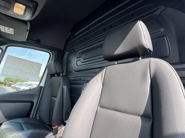 2026 Mercedes-Benz VS30 Sprinter - Image 9 of 12