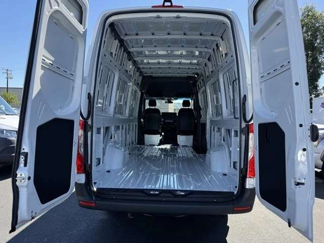 2026 Mercedes-Benz VS30 Sprinter - Image 12 of 12