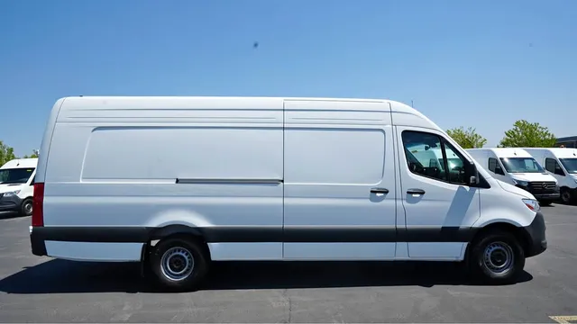 2026 Mercedes-Benz Sprinter Cargo Van 170" Extended High Roof