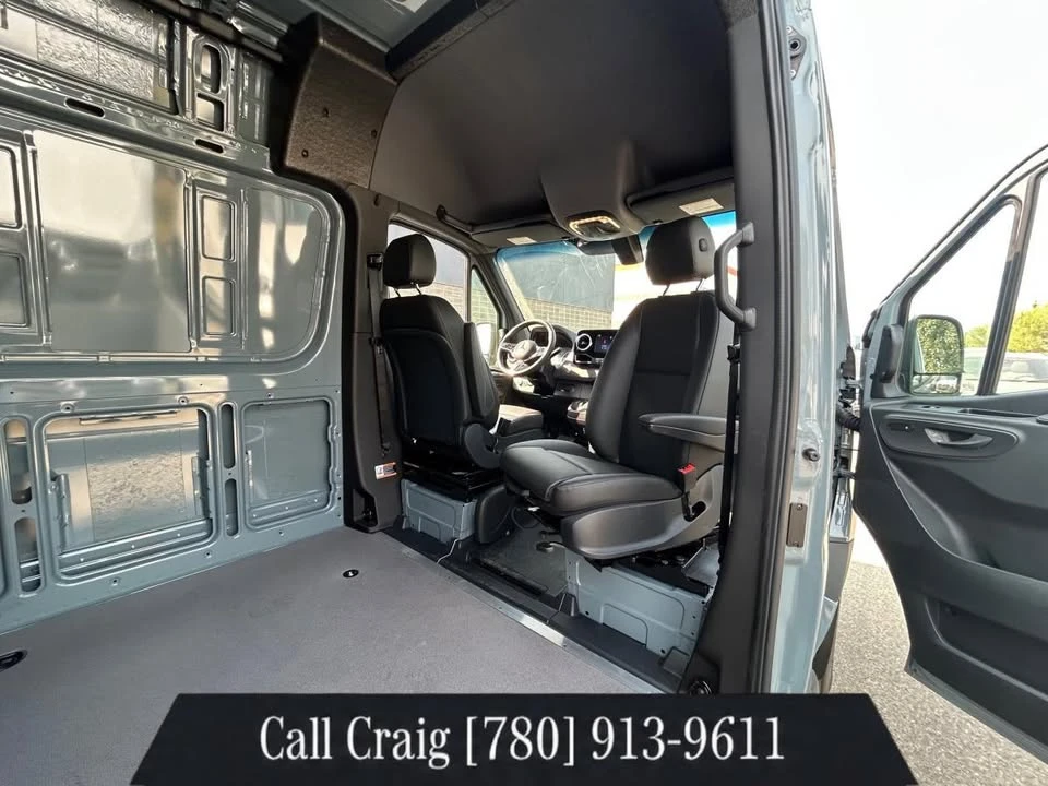 2026 Mercedes-Benz VS30 Sprinter - Image 2 of 9