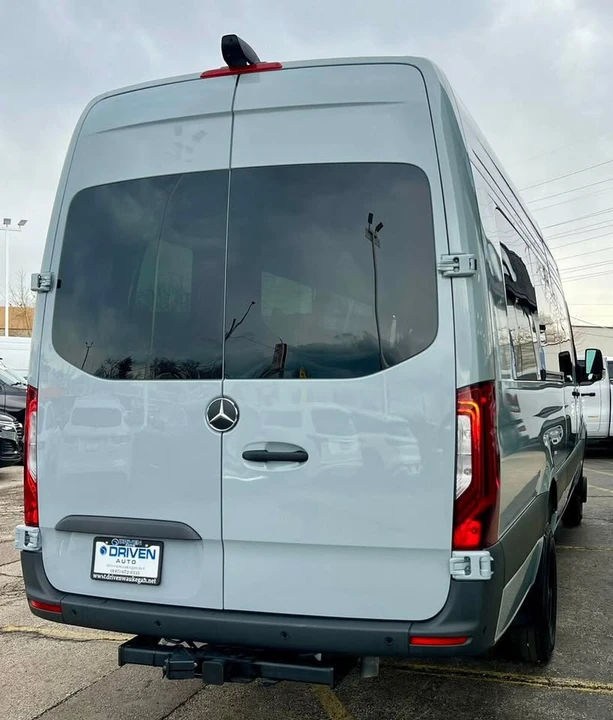 2026 Mercedes-Benz VS30 Sprinter - Image 5 of 18