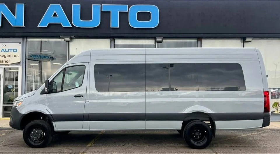 2026 Mercedes-Benz VS30 Sprinter - Image 2 of 18