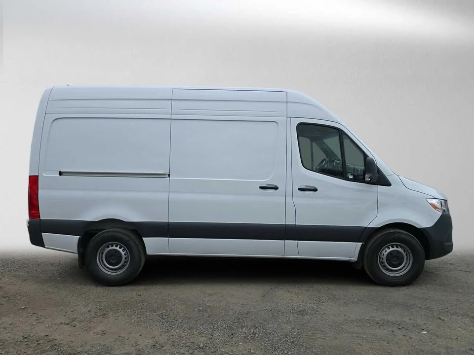 2026 Mercedes-Benz VS30 Sprinter - Image 2 of 10