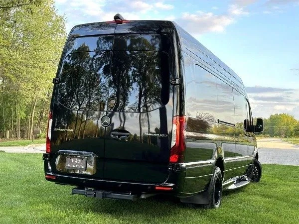 2026 Mercedes-Benz VS30 Sprinter - Image 2 of 20