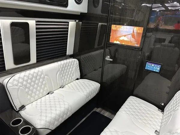 2026 Mercedes-Benz VS30 Sprinter - Image 5 of 20