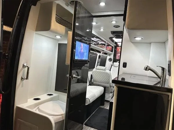 2026 Mercedes-Benz VS30 Sprinter - Image 10 of 20