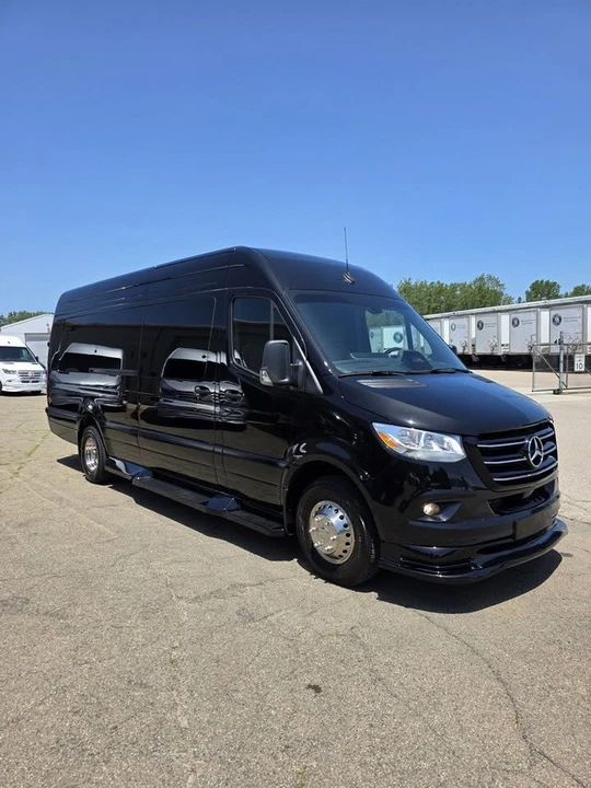 2026 Mercedes-Benz VS30 Sprinter - Image 12 of 14