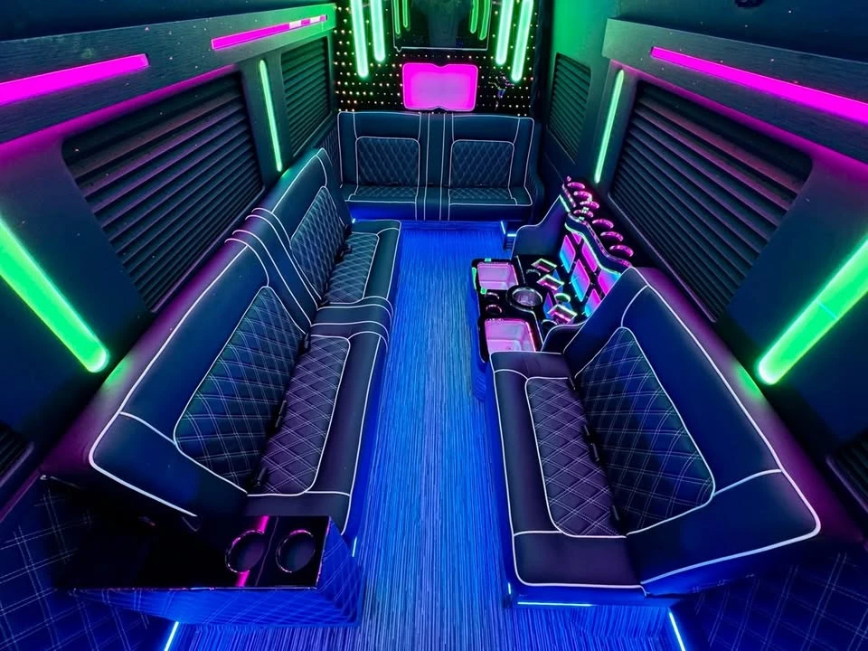2026 Mercedes-Benz VS30 Sprinter - Image 13 of 17